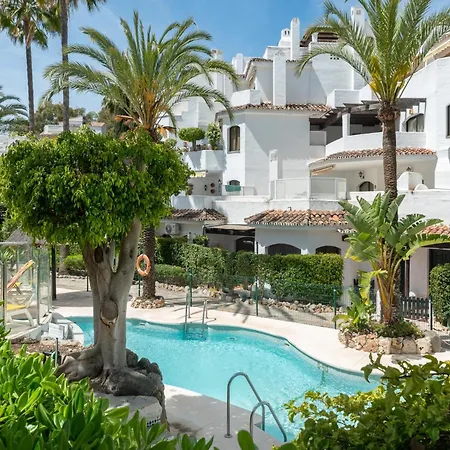 Apartamento Apto. Residencial En Golden